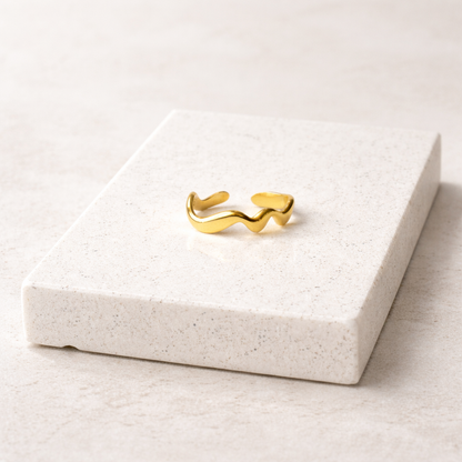 Luna Wave Ring