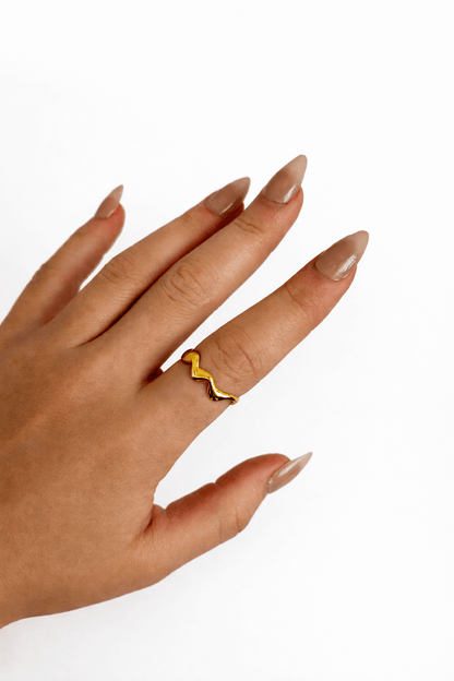 Luna Wave Ring