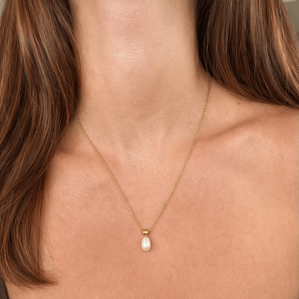 Isla Pearl Necklace