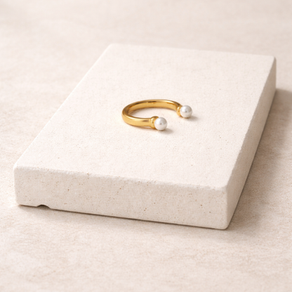 Amara Pearl Ring